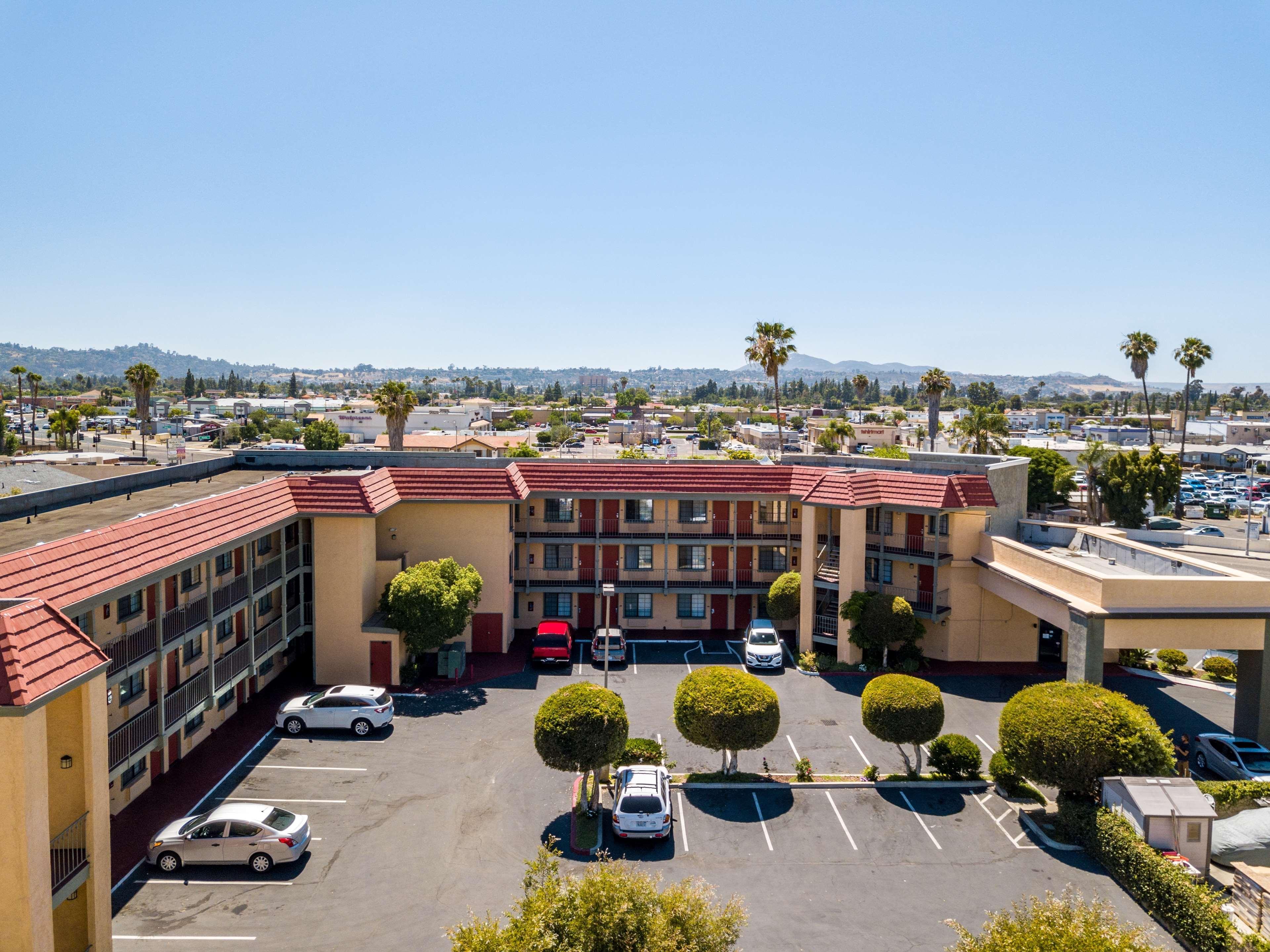 Best Western Plus Grim'S Dyke Hotel Harrow Bagian luar foto