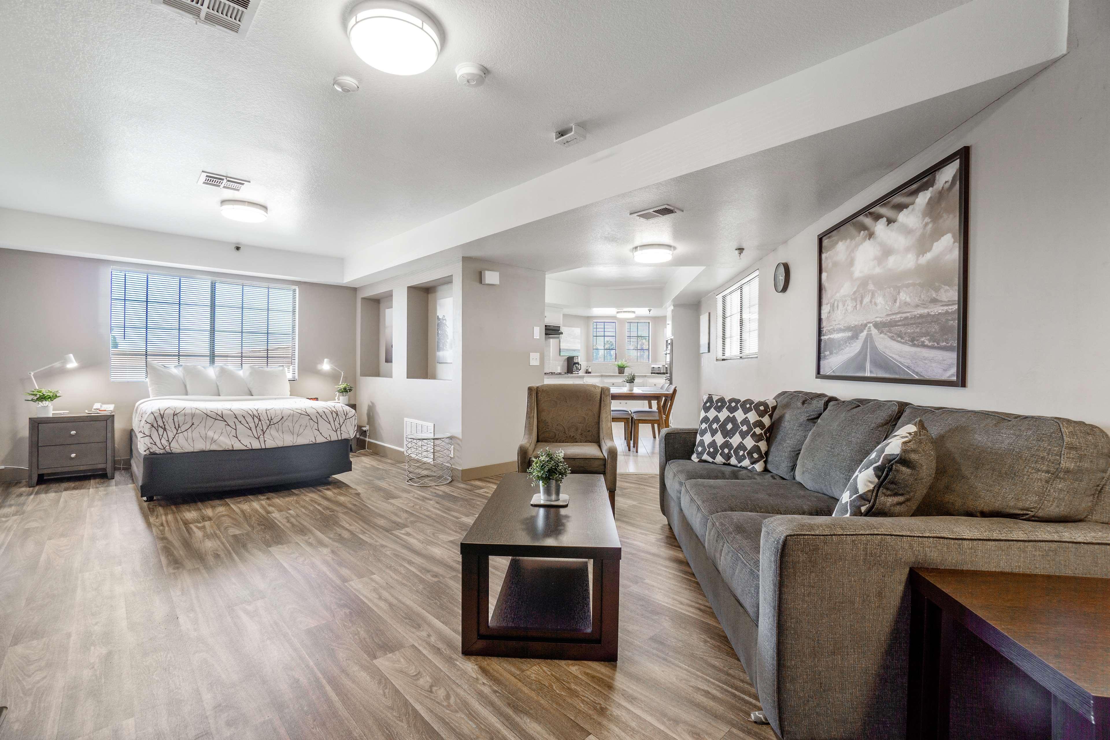 Best Western Plus Grim'S Dyke Hotel Harrow Bagian luar foto