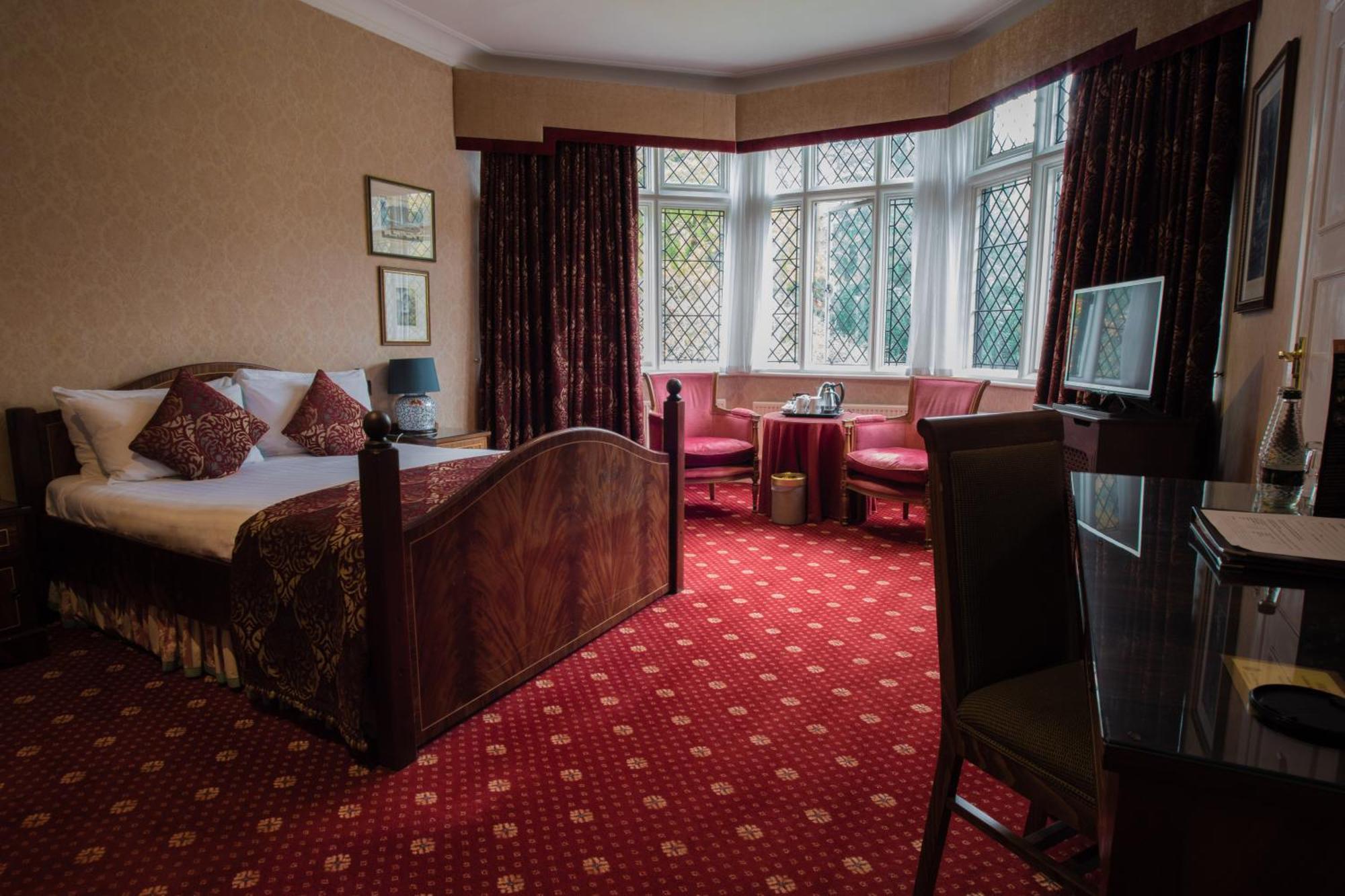Best Western Plus Grim'S Dyke Hotel Harrow Bagian luar foto